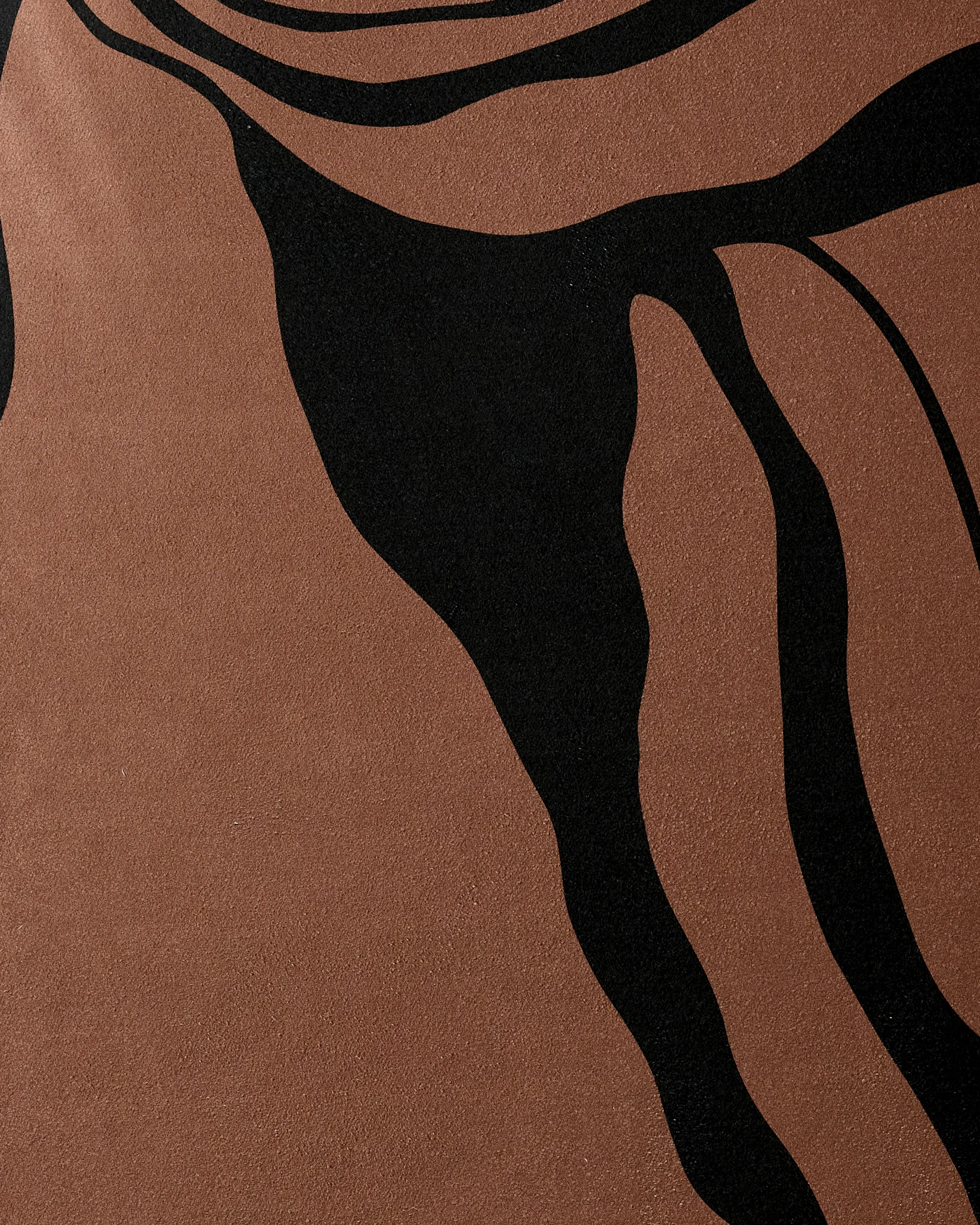 Black Swirl - Image 2