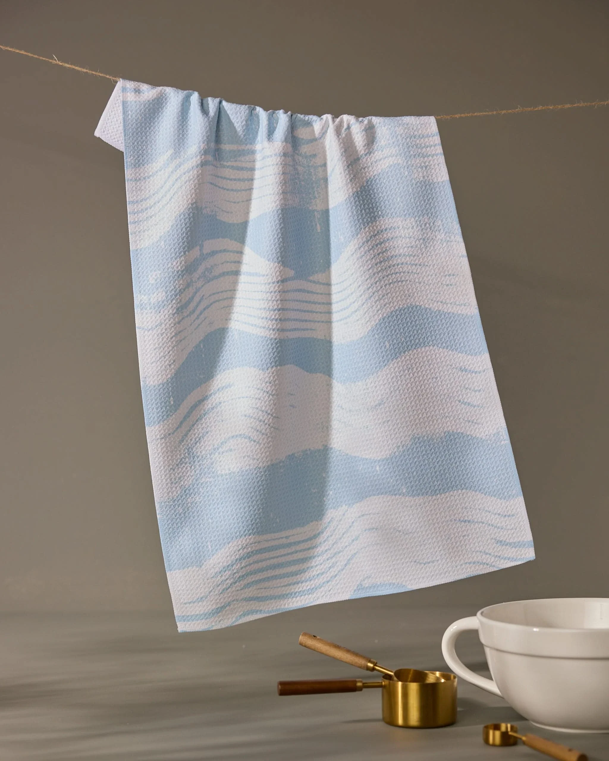 Brushline Lightblue