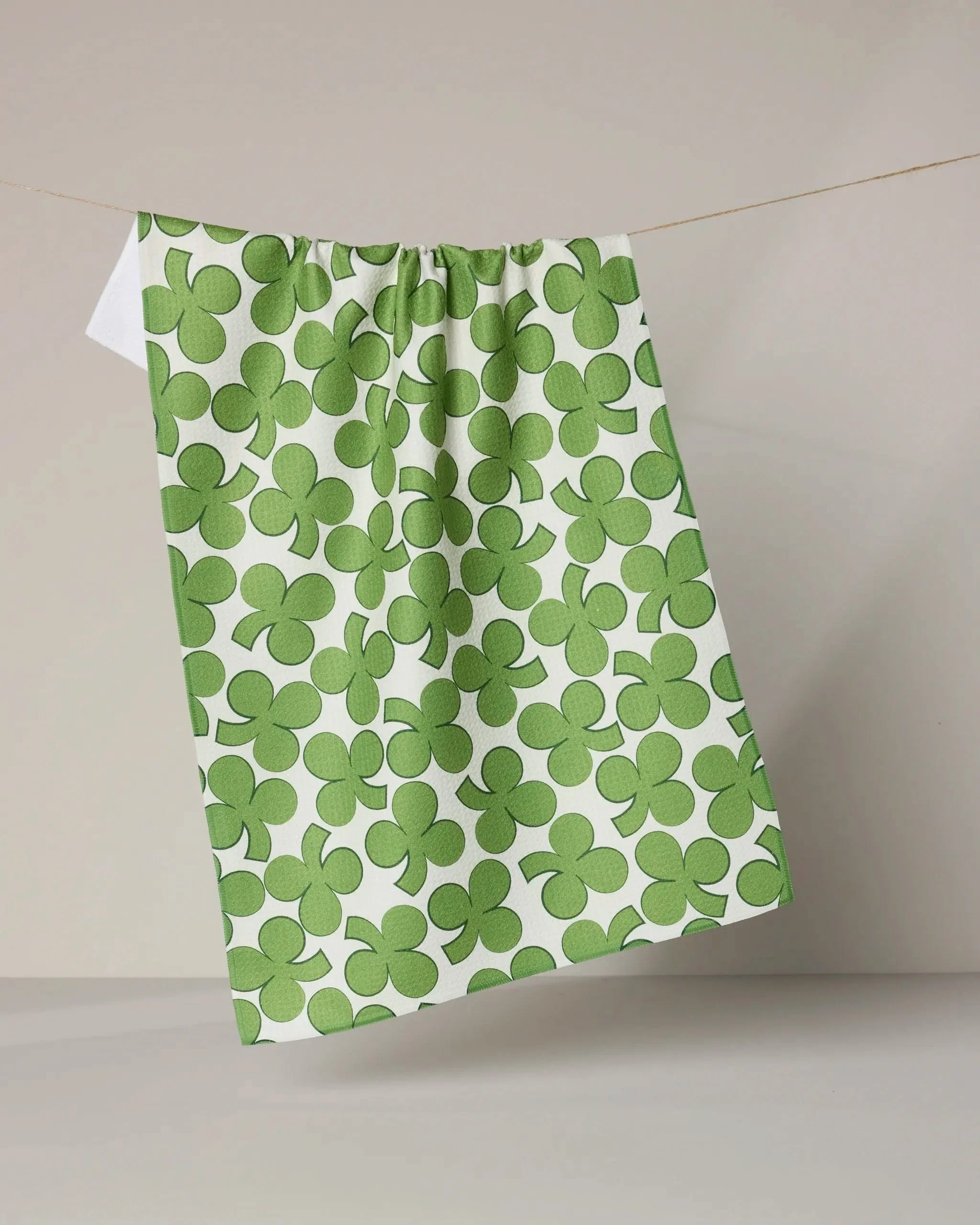 Clover Toss