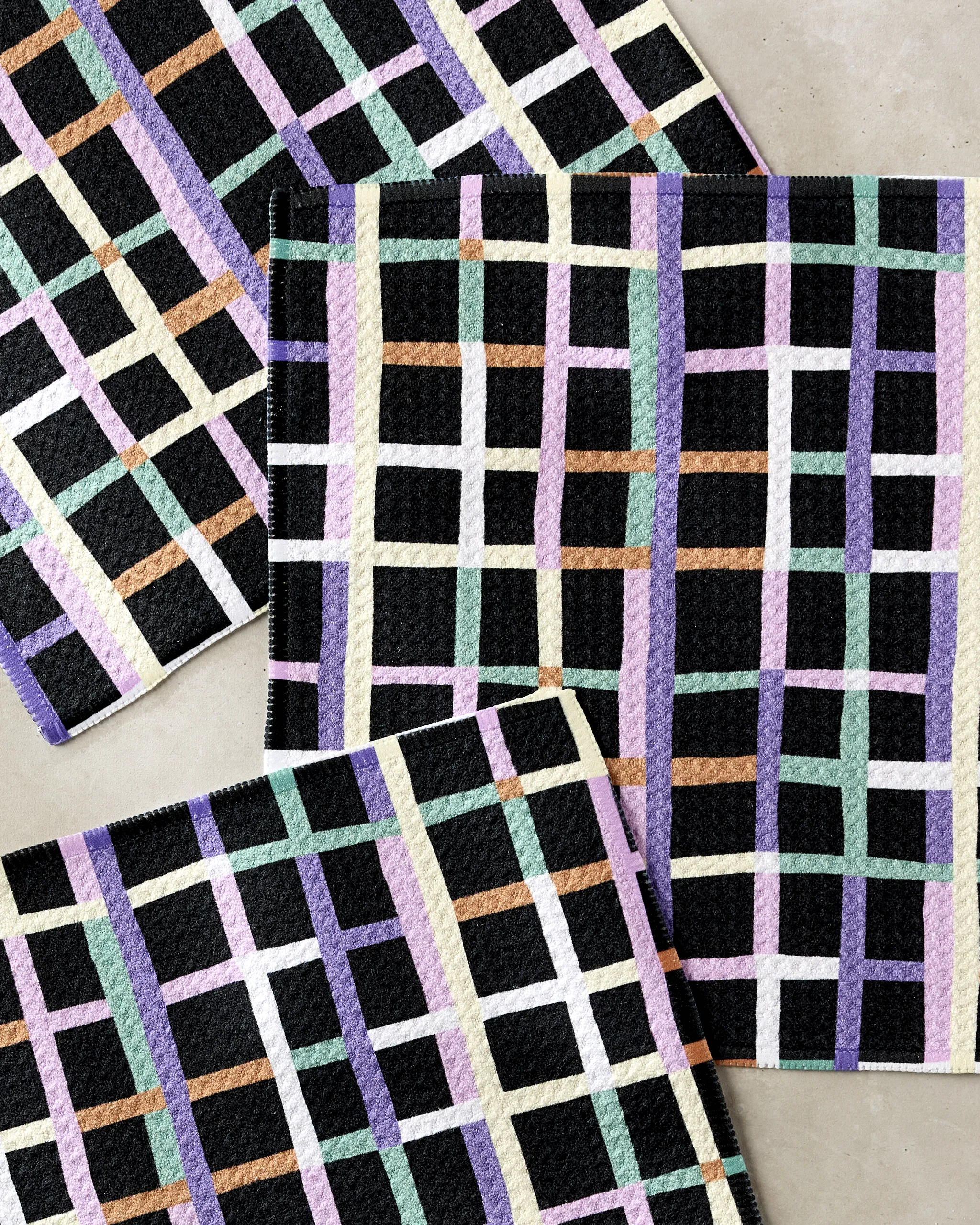 Happy Plaid - Image 2