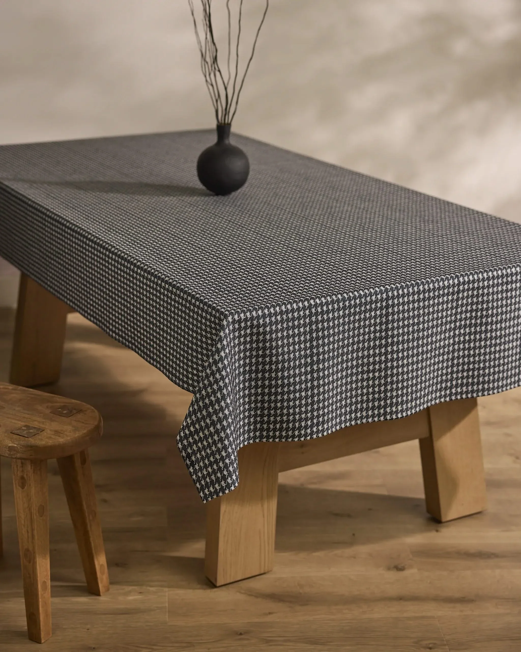 Houndstooth Black
