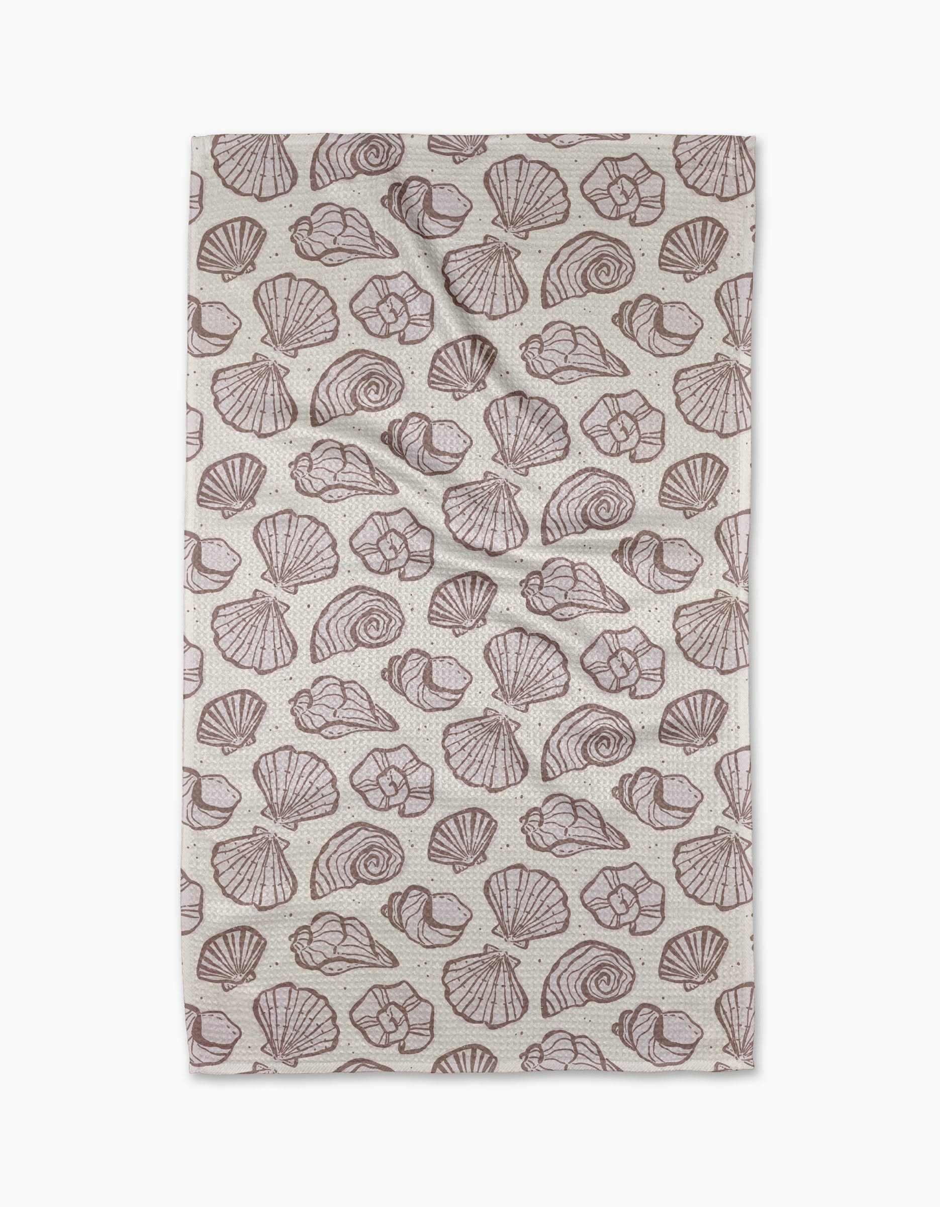 Retro Coastal Seashells in Neutral - Image 3