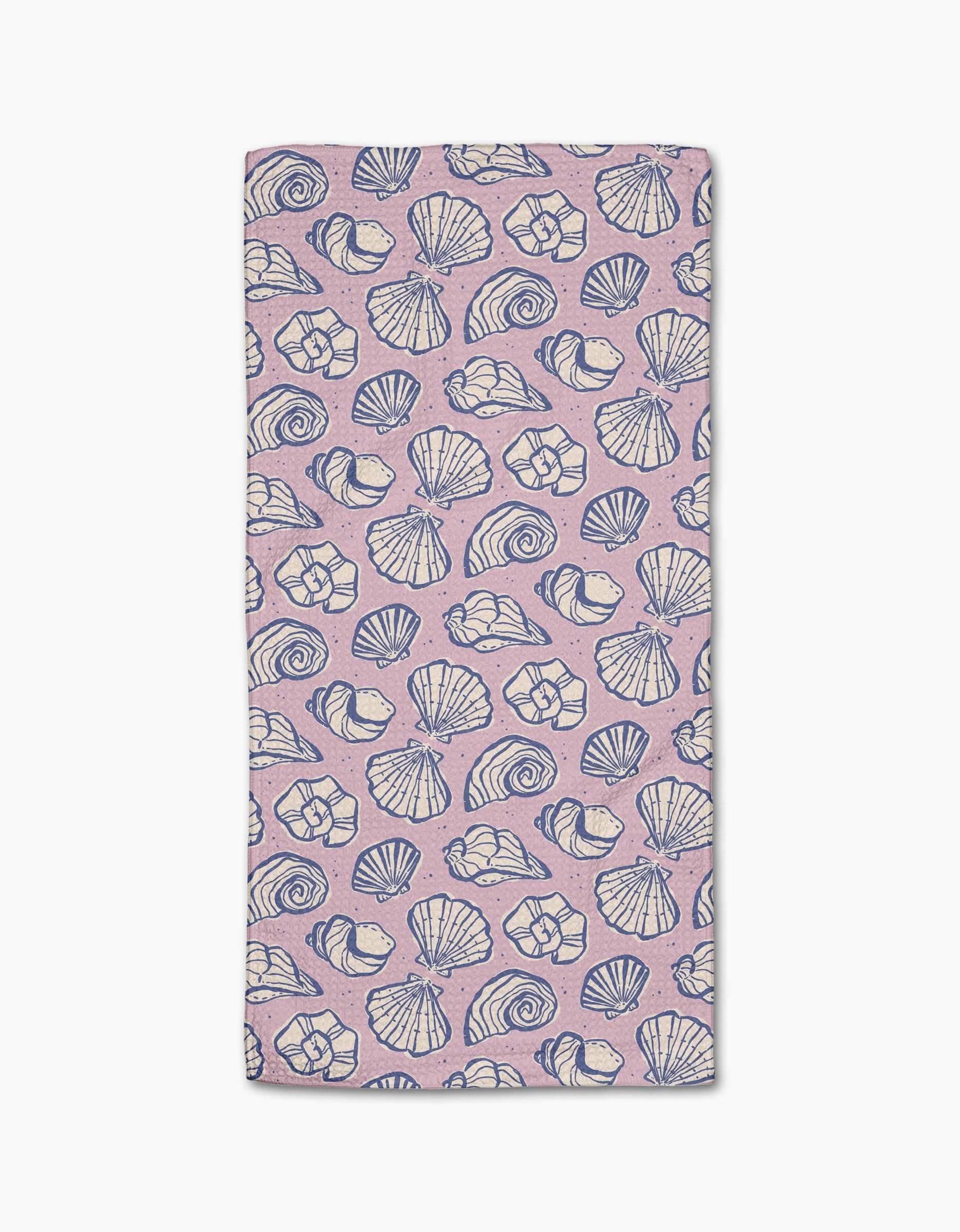 Retro Coastal Seashells in Pink