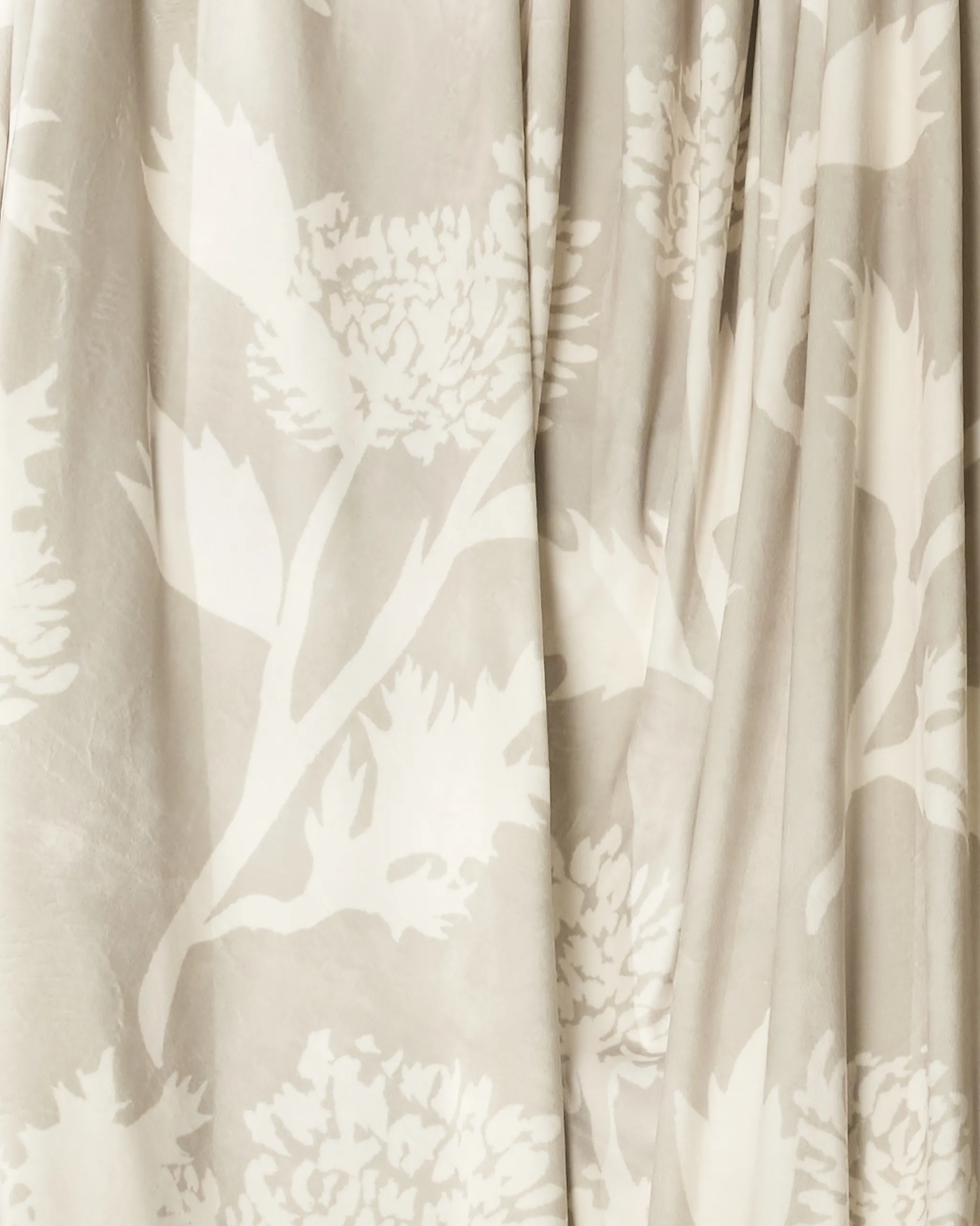 Soft Blooming Thistle - Image 2