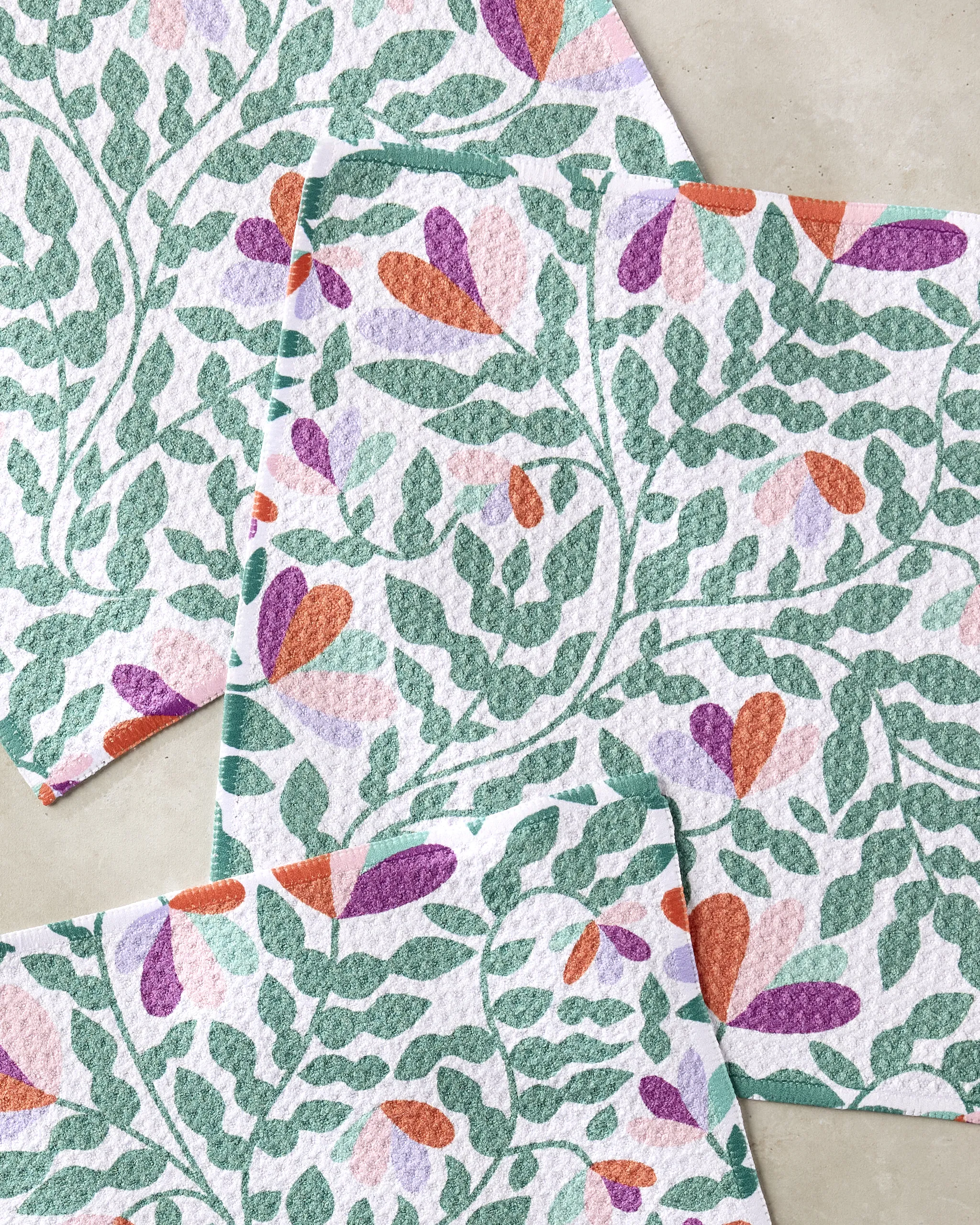 Spring Wavy Leaves - Image 2