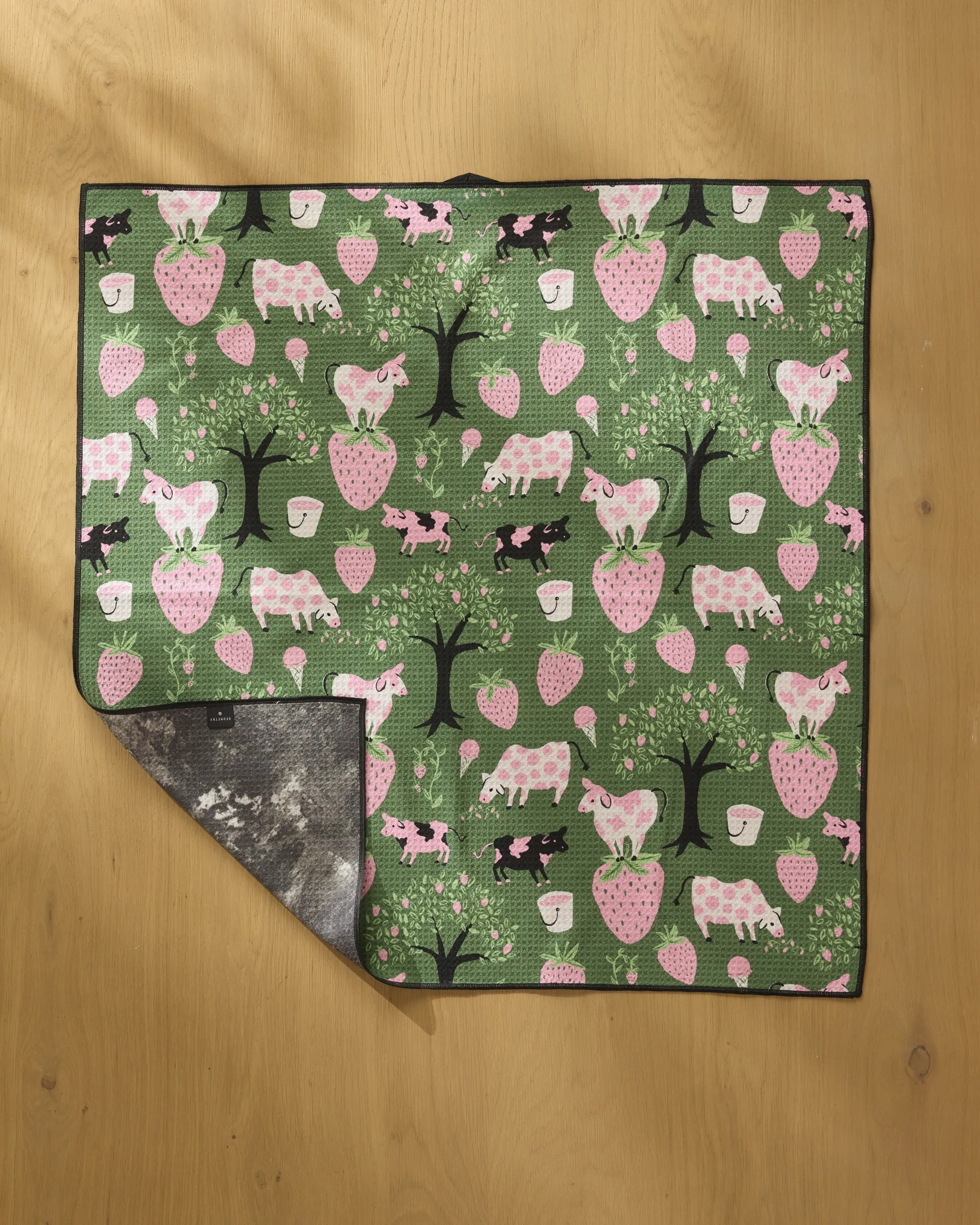 Strawberry Cows - Image 3
