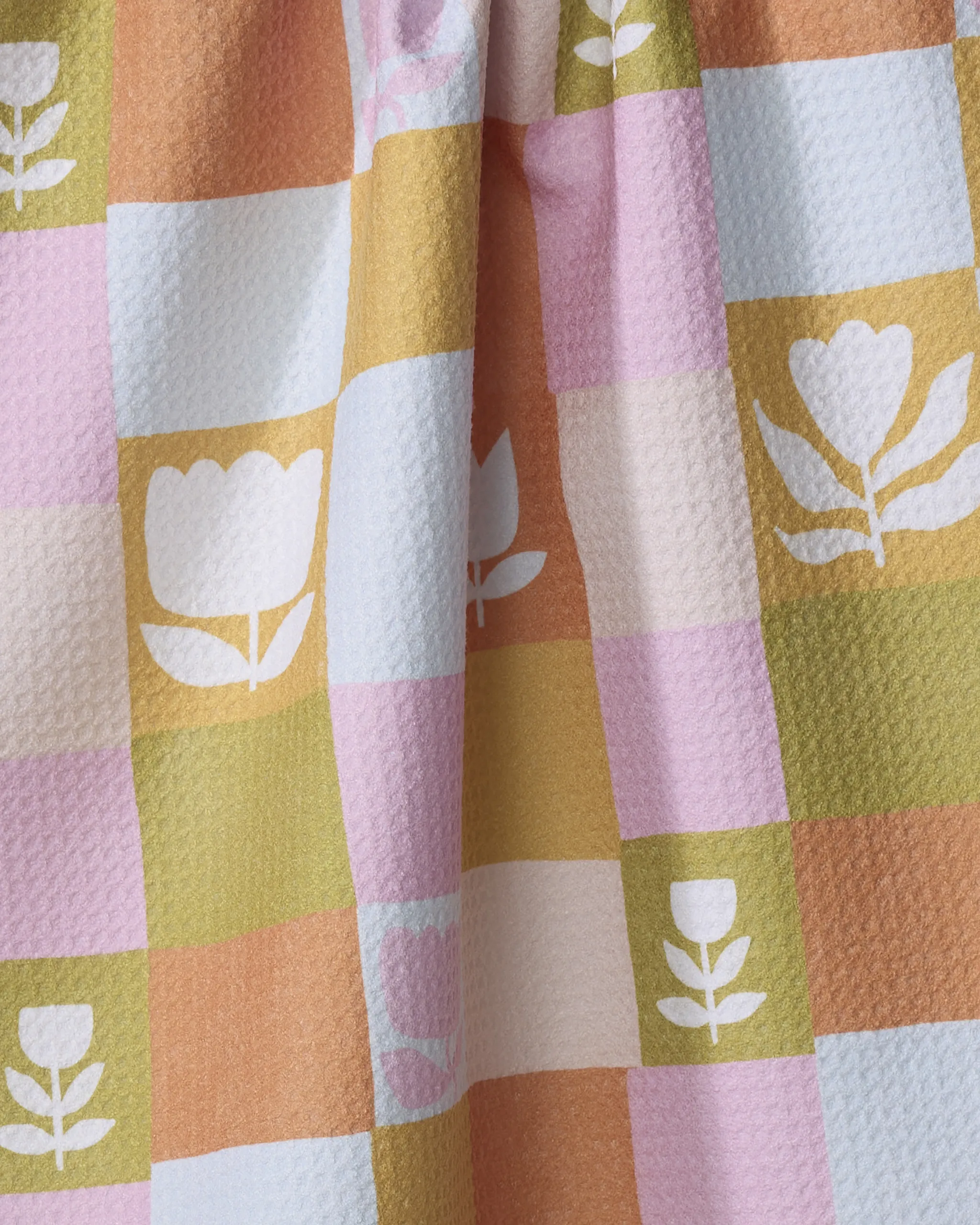 Tulip Picnic - Image 2